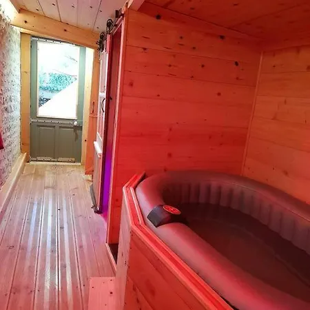 Maisonnette Duplex Avec Jacuzzi/sauna Attenant Дом отдыха *
