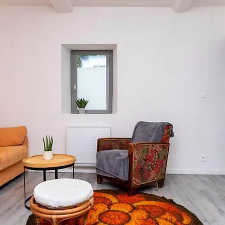 Дом отдыха Maisonnette Duplex Avec Jacuzzi/sauna Attenant